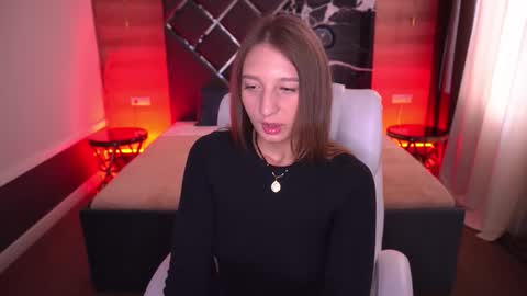 Snapshot of liorafox chatting on October 18, 1:12 pm Lia online show from October 18, 1:12 pm