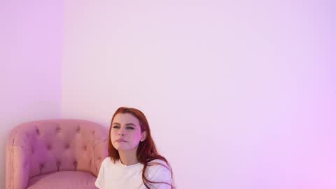 Liorah wolf online show from April 19, 7:38 pm