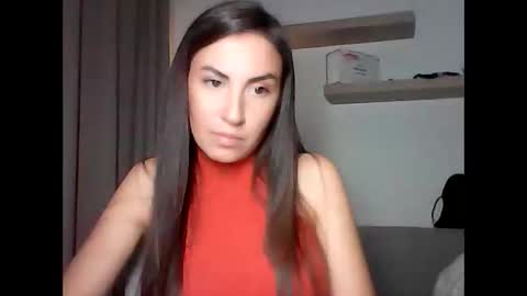 lioranwe online show from May 30, 8:28 pm