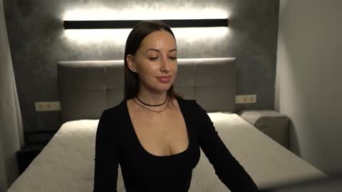 Katrine in black Lisa in  online show from December 22, 9:22 am