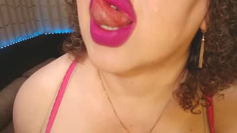 Snapshot of lipsaddiction chatting on March 7, 3:20 pm LIpsAddiction online show from March 7, 3:20 pm