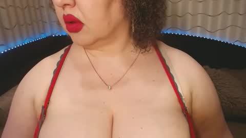 Snapshot of lipsaddiction chatting on March 8, 10:35 pm LIpsAddiction online show from March 8, 10:35 pm