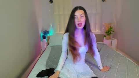 Lira revery online show from December 3, 12:29 am