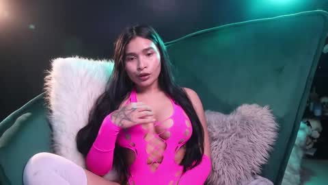 Snapshot of lireesa chatting on October 16, 3:40 am Lire online show from October 16, 3:40 am