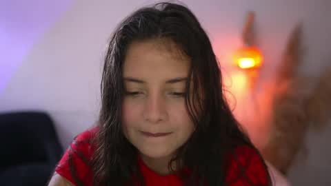 Lily see u on december 2 online show from March 31, 6:52 pm