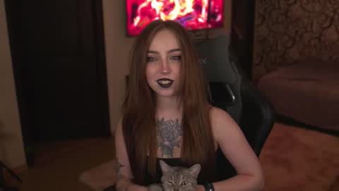 Snapshot of lis_silver chatting on October 28, 6:43 pm Lisa online show from October 28, 6:43 pm