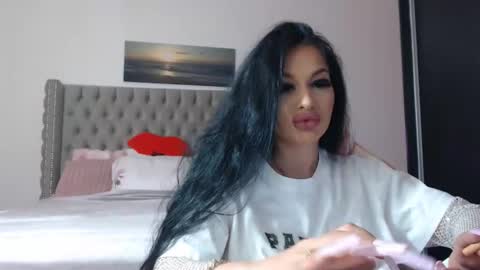 Lisa online show from March 8, 8:34 pm