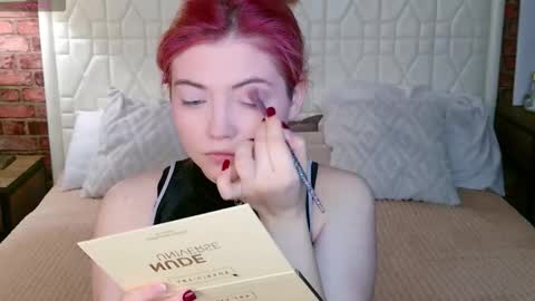 lissi online show from October 11, 6:06 pm