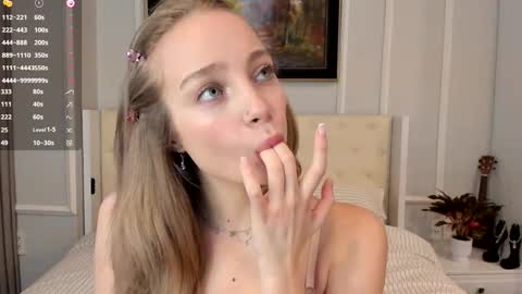 Lisa online show from February 26, 6:34 am