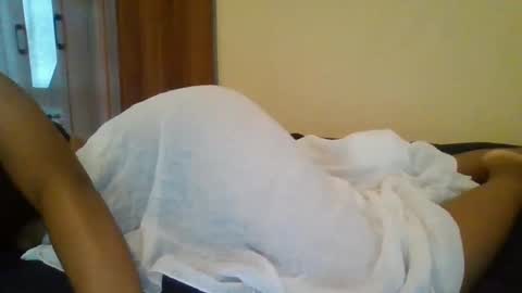 lisa larry online show from December 25, 3:50 am