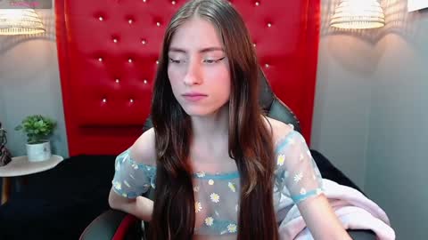 Snapshot of lisa_styleglam chatting on December 13, 9:24 am Lisa online show from December 13, 9:24 am