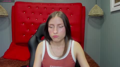 Snapshot of lisa_styleglam chatting on January 29, 9:33 am Lisa online show from January 29, 9:33 am