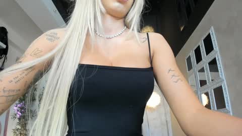 Snapshot of lisaakira chatting on March 10, 6:59 am onlyfans-lisaakira instagram-lisaakira9 twitter-lisaakira4 online show from March 10, 6:59 am