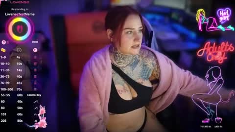 lisacasandra online show from July 4, 11:33 pm
