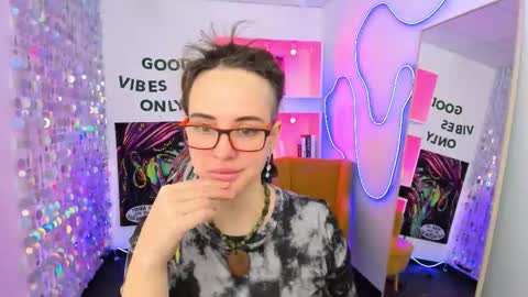 Lisa online show from March 16, 5:55 am