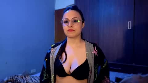 Snapshot of lisainthesky chatting on March 25, 9:54 pm lisainthesky online show from March 25, 9:54 pm