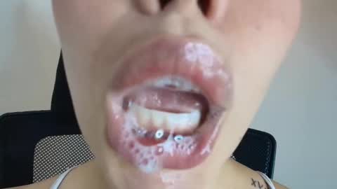 Lisbet online show from November 27, 7:16 pm