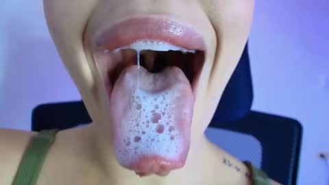 Lisbet online show from February 14, 2:14 pm