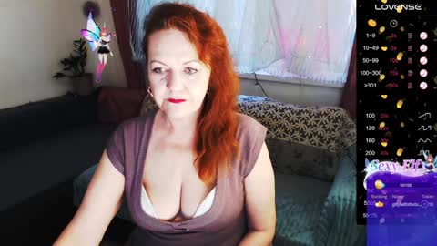 Snapshot of lisetmonro_ chatting on February 5, 6:35 am Hellomy name is Liset online show from February 5, 6:35 am