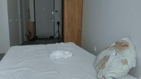 Snapshot of lissa_alfie chatting on December 5, 11:40 pm Alfie online show from December 5, 11:40 pm