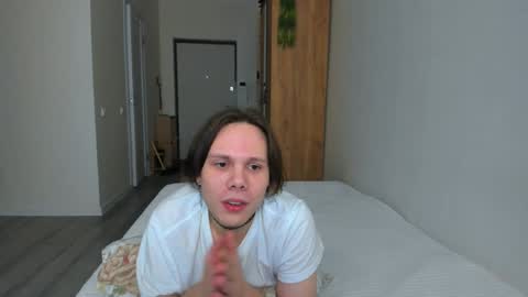 Snapshot of lissa_alfie chatting on December 6, 6:39 pm Alfie online show from December 6, 6:39 pm