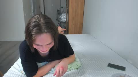 Snapshot of lissa_alfie chatting on December 16, 8:16 pm Alfie online show from December 16, 8:16 pm