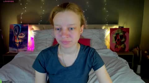 Lissa online show from May 19, 1:11 am