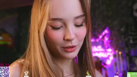 your Liza again. Next stream Dec. 1  at 2 or 3  GMT online show from November 9, 6:01 am