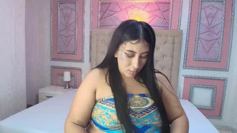Snapshot of lissa_whatson chatting on February 12, 3:45 am lissa online show from February 12, 3:45 am