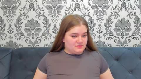 Lisa online show from February 8, 8:23 pm