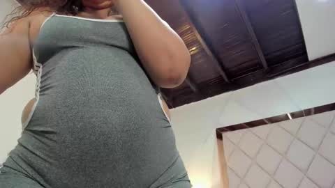 lissaharris online show from November 29, 4:10 pm