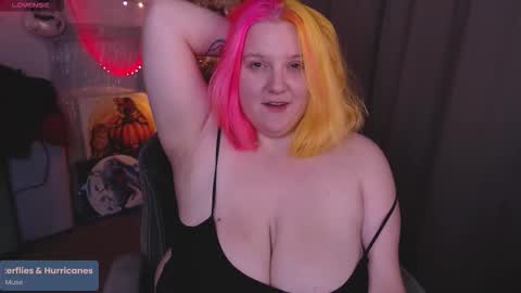 Lissa online show from November 9, 1:31 pm