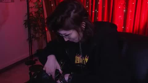 lissaros online show from February 10, 9:24 am