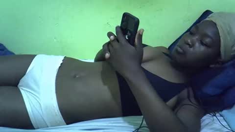 Snapshot of lisssa01 chatting on September 20, 4:13 am lisssa01 online show from September 20, 4:13 am