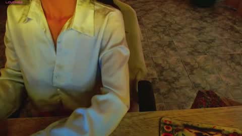 Liss online show from November 12, 4:29 pm