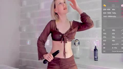 Snapshot of lissylil chatting on December 19, 3:35 am Alice online show from December 19, 3:35 am