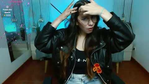 Lita online show from March 19, 2:10 pm