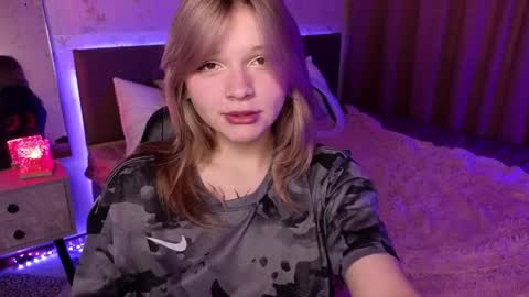 Lena online show from December 2, 4:20 am