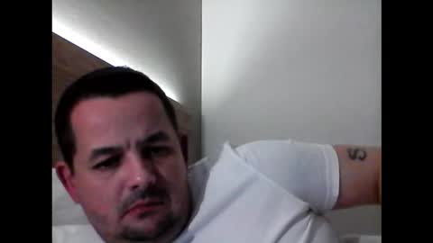 Snapshot of litlemonkey chatting on February 18, 8:38 pm litlemonkey online show from February 18, 8:38 pm