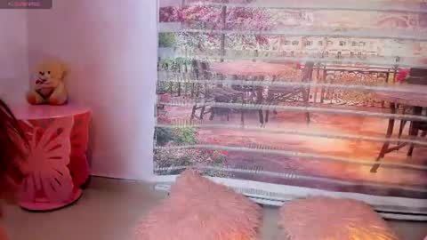 little__doll18 online show from July 14, 2:27 am
