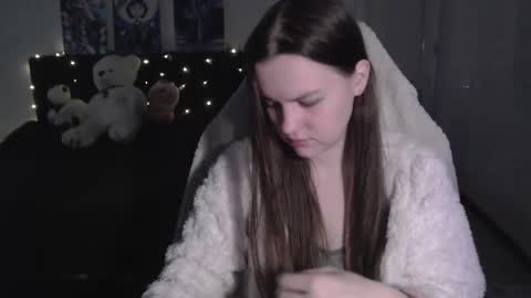 little__flowers online show from December 23, 8:45 am