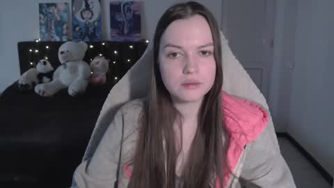 little__flowers online show from February 6, 11:02 am