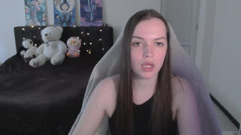 little__flowers online show from May 24, 9:03 am