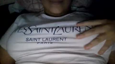 Snapshot of little_anef chatting on May 1, 6:40 am little_anef online show from May 1, 6:40 am