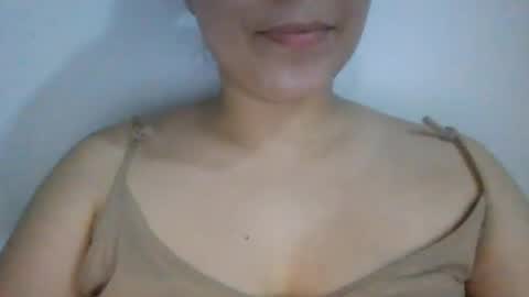 Snapshot of little_anef chatting on June 17, 5:54 am little_anef online show from June 17, 5:54 am