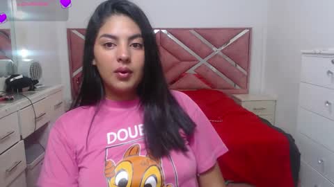 Snapshot of little_angelhot chatting on December 14, 11:48 am angelica online show from December 14, 11:48 am