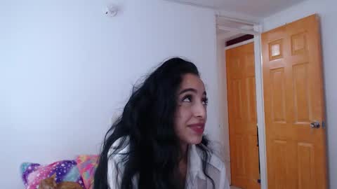 TU ANGELITO online show from November 28, 9:50 pm