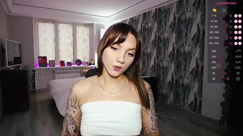 Birdy online show from January 3, 11:25 am