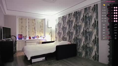 Birdy online show from January 17, 2:39 pm