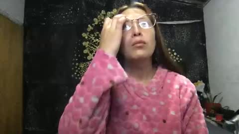 Diablita online show from March 4, 1:55 am